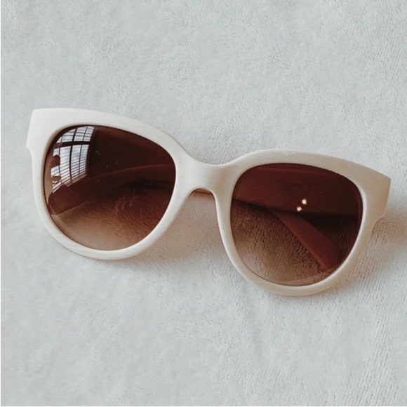 Accessories - Feelin’ Good Sunglasses.